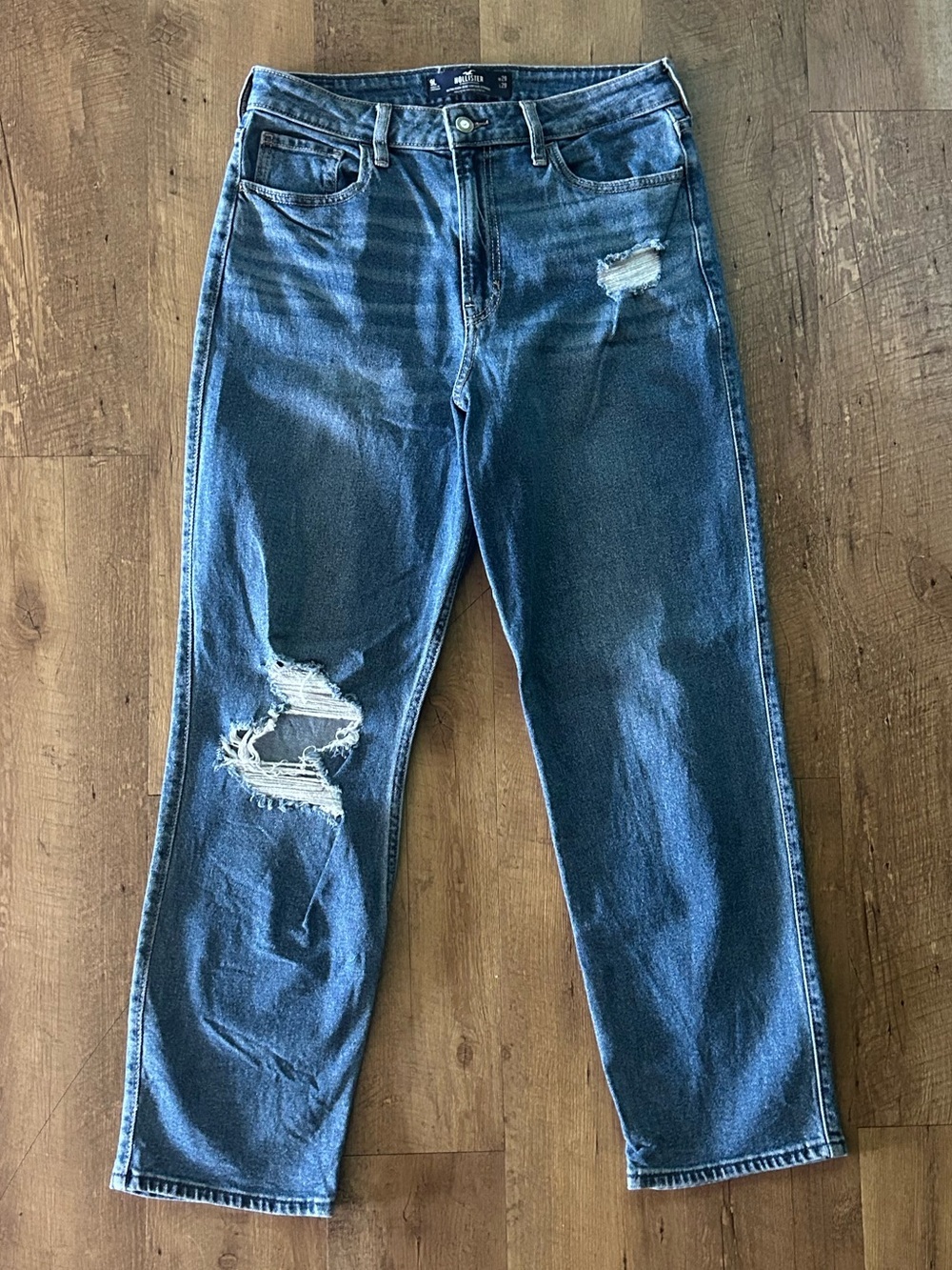Hollister Ultra High-Rise Vintage Straight Jeans W29 L29 Distressed